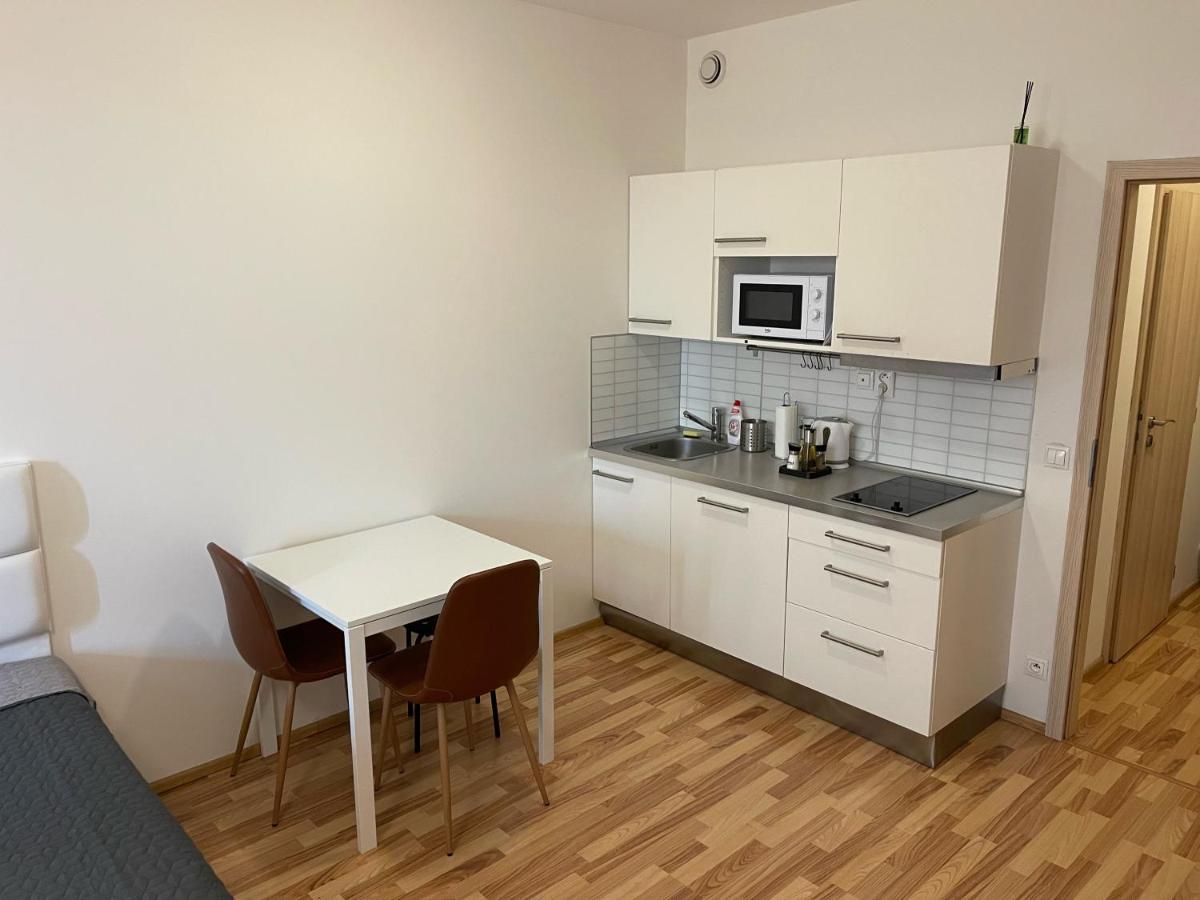 Apartment 153 - Rezidence Eliska - Prague 9 Bagian luar foto